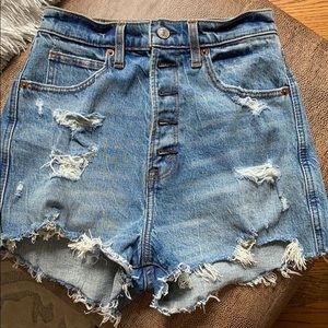 {BRAND NEW} Ultra High Rise Mom Shorts
